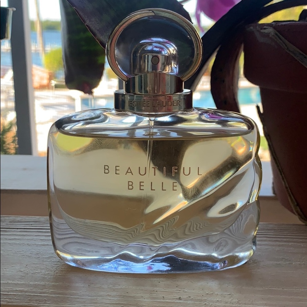 Estée Lauder Beautiful Belle
